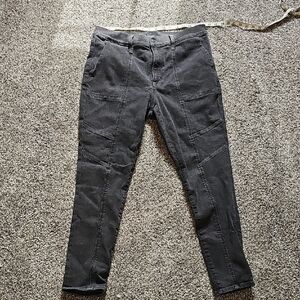 Express 14L Women’s Cropped Skinny Jeans in Black